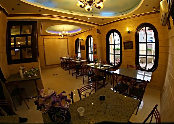 Luxor 2*