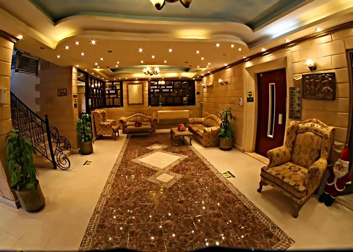 Luxor 2*