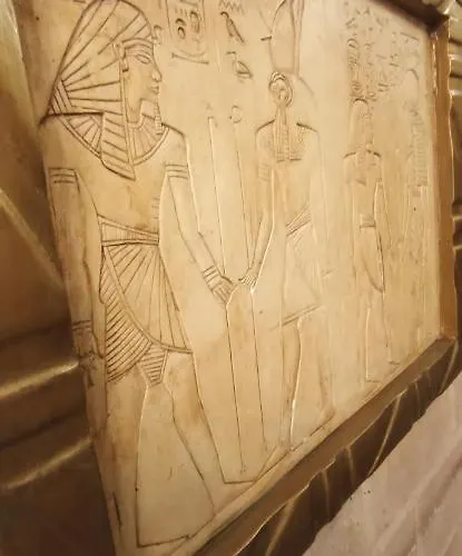 Luxor Отель