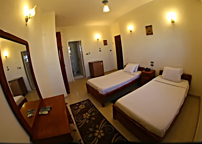 Luxor Отель 2*